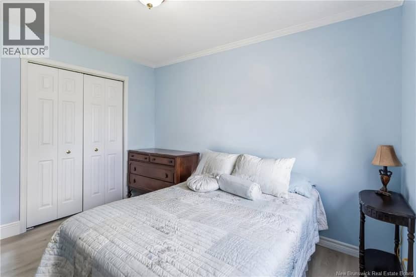 25 Lonsdale Drive Unit# 15 — photo 17 of 38