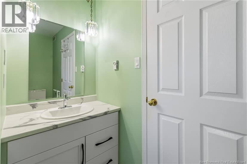25 Lonsdale Drive Unit# 15 — photo 19 of 38