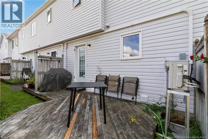 25 Lonsdale Drive Unit# 15 — photo 37 of 38