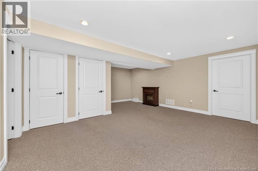 125 Monarch Road — photo 39 of 40
