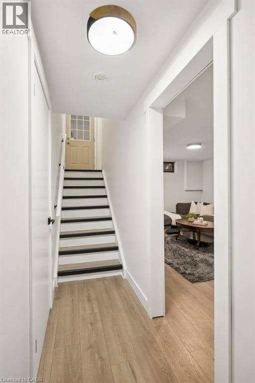 161 EAST PARK Drive — photo 18 of 33