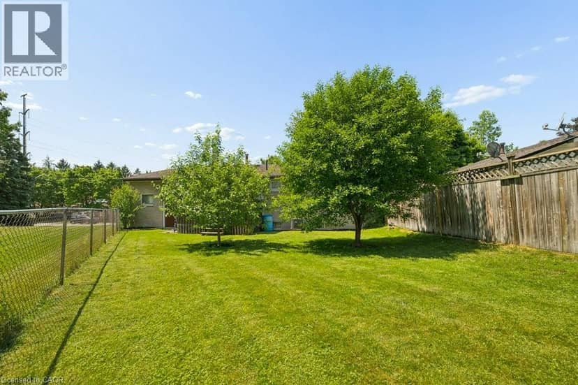 161 EAST PARK Drive — photo 28 of 33