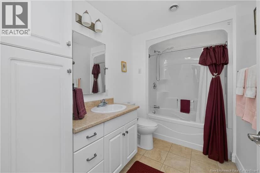 185 Royal Oaks Boulevard Unit# 103 — photo 33 of 40