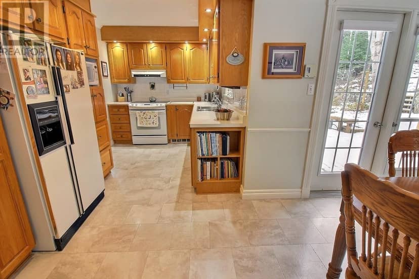 212 Main Street, Carmanville, photo 6