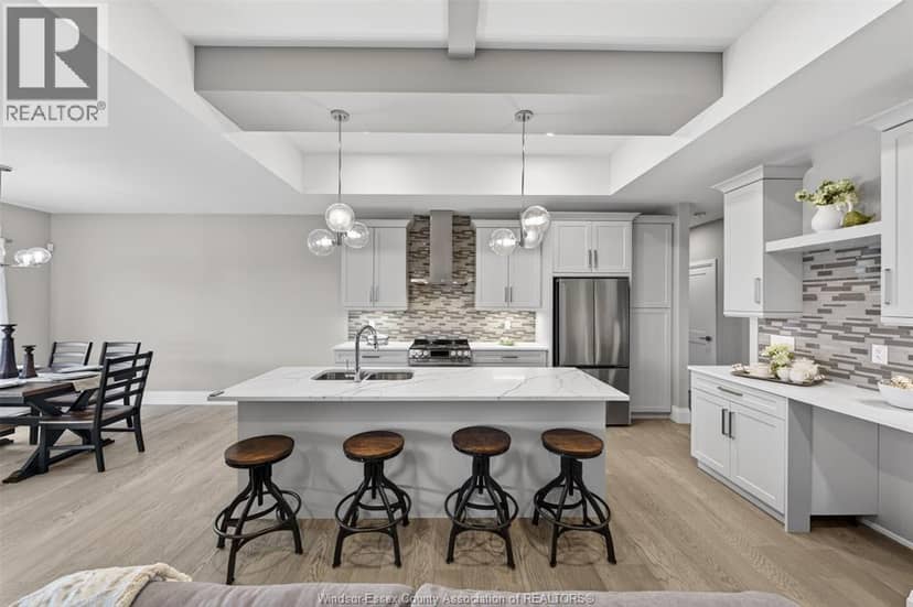 61 Hilton Court — photo 12 of 40
