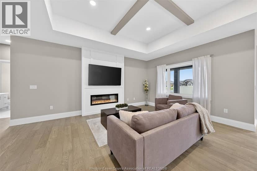 61 Hilton Court — photo 7 of 40