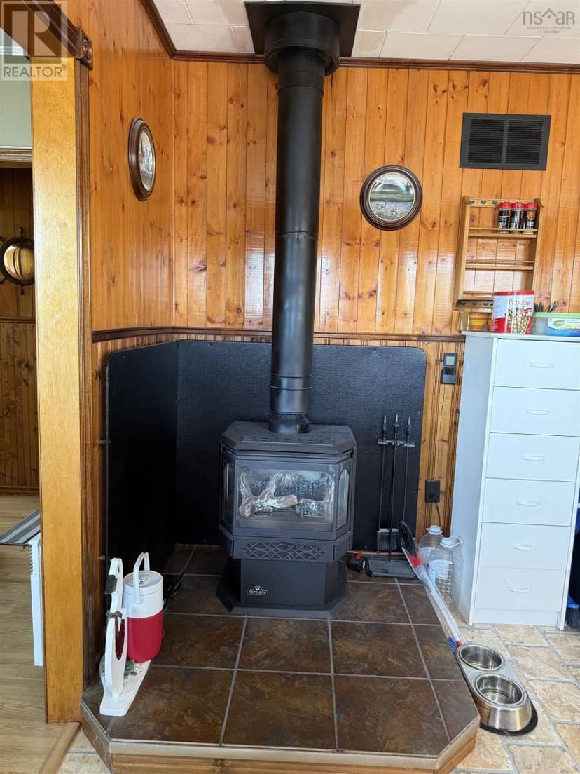 15576 Highway 316 — photo 5 of 14
