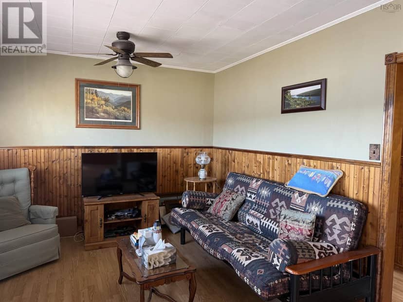 15576 Highway 316, Middle Country Harbour, photo 4