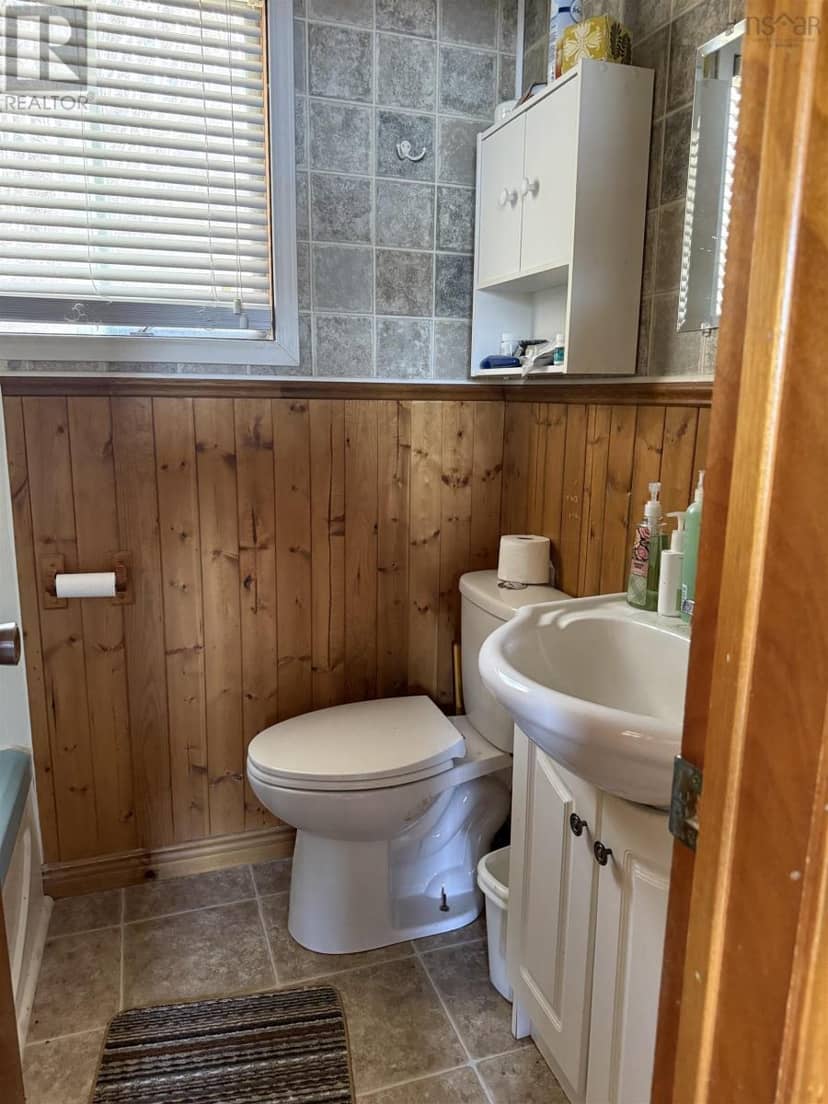 15576 Highway 316, Middle Country Harbour, photo 7