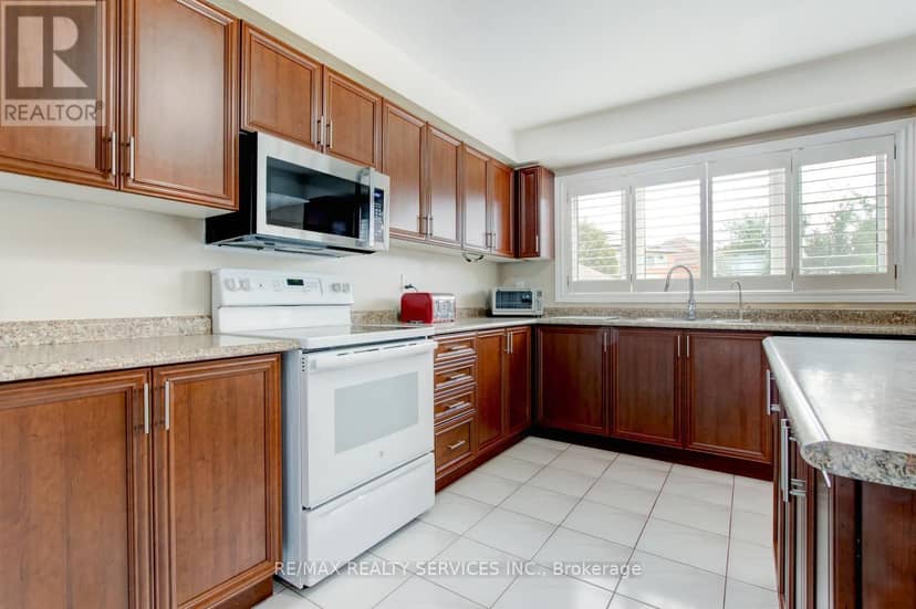 671 Peter Robertson Boulevard — photo 14 of 40