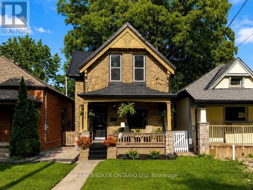 820 Maitland Street — photo 2 of 31