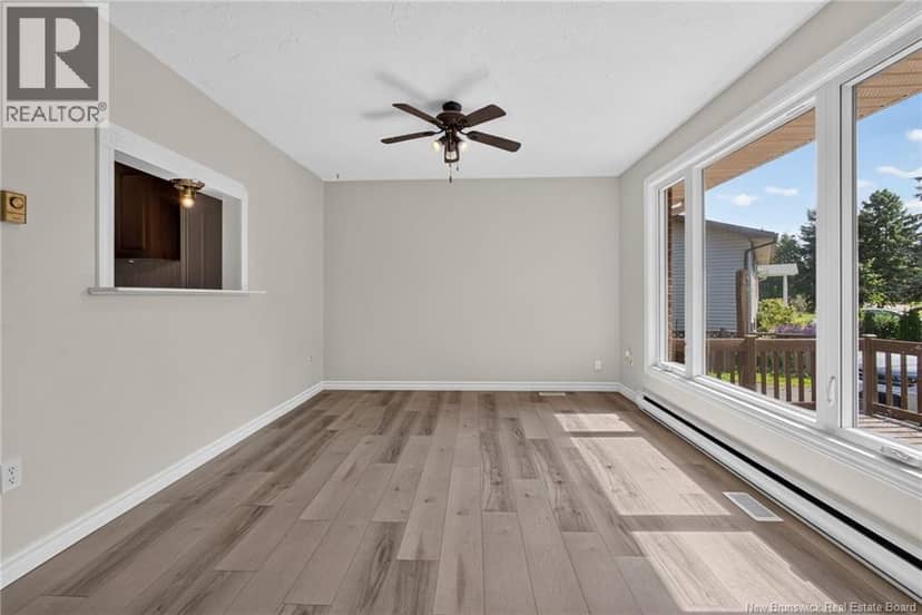 86 Cartier Street — photo 6 of 40