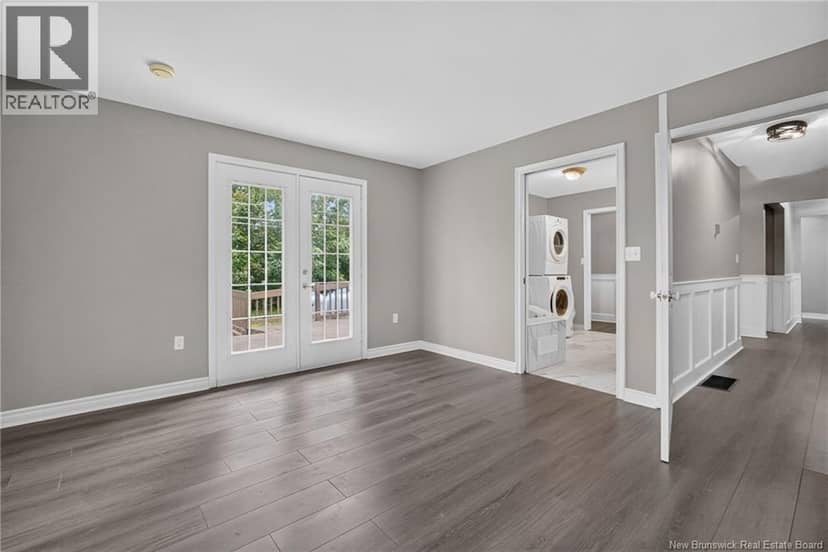 86 Cartier Street — photo 15 of 40