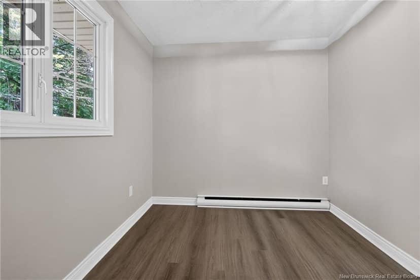86 Cartier Street — photo 21 of 40