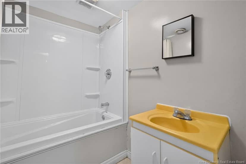 86 Cartier Street — photo 29 of 40
