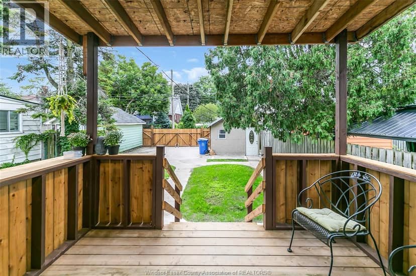1457 Dougall — photo 30 of 33
