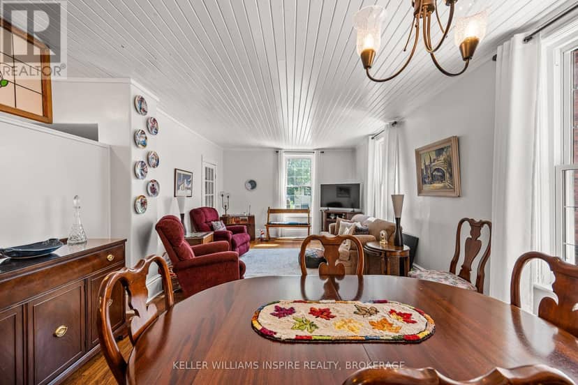 124 John Street — photo 10 of 40