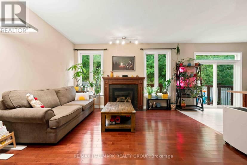328 Laughlin Circle — photo 10 of 27
