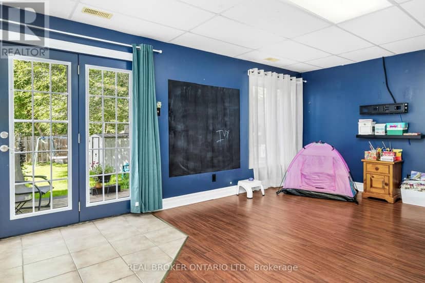 296 Maude Street — photo 35 of 40
