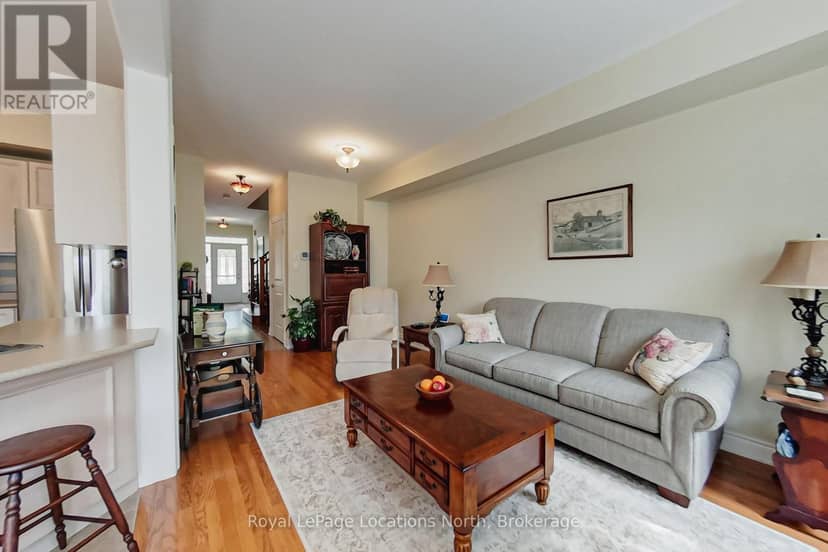 34 Savannah Crescent — photo 8 of 40