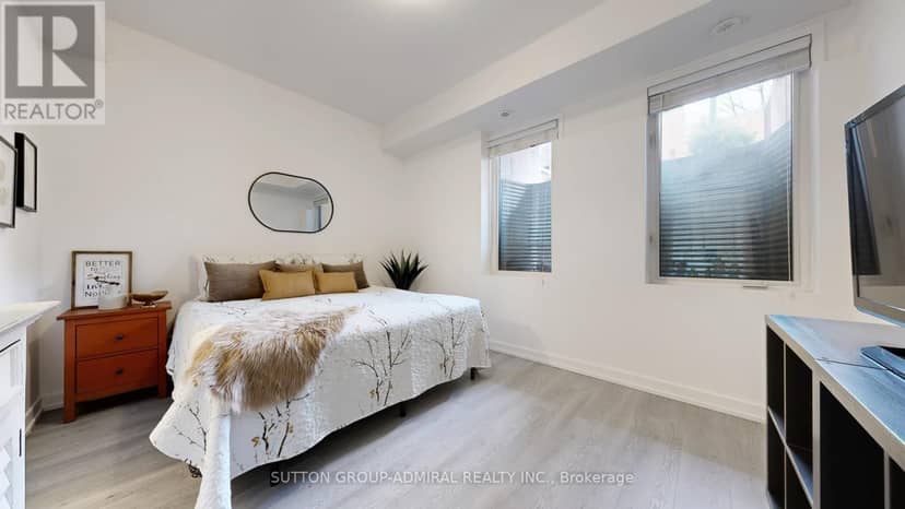 1B - 867 Wilson Avenue — photo 17 of 38