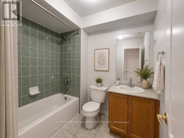 55 - 435 Hensall Circle — photo 20 of 24