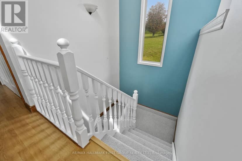 110 Davis Road — photo 33 of 40