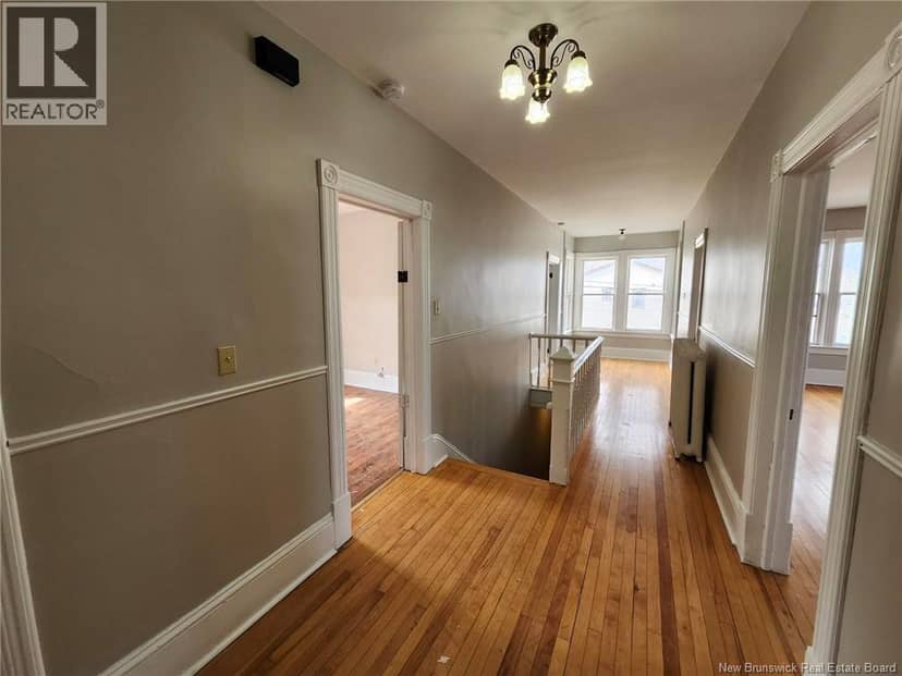 272-274 Tower Street — photo 7 of 27