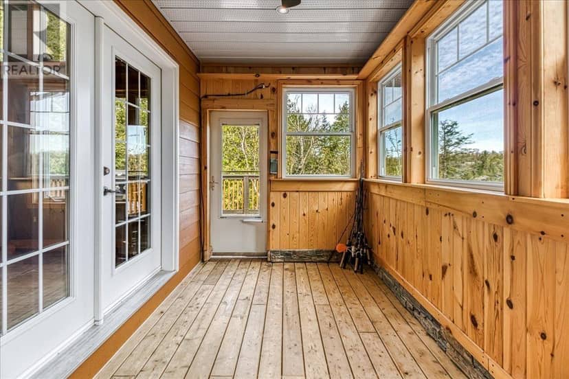 14 Evergreen Ln — photo 17 of 40