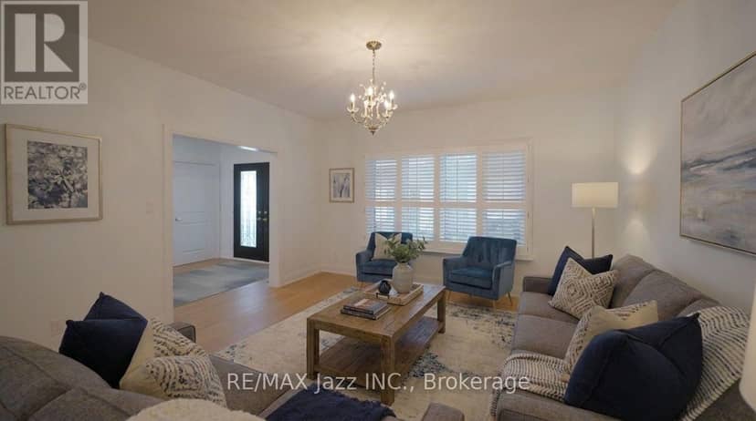 109 Elizabeth Street — photo 13 of 40