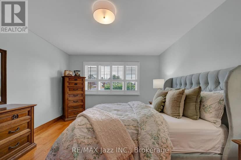 109 Elizabeth Street — photo 28 of 40