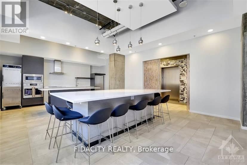 2908 - 105 Champagne Avenue S — photo 22 of 22