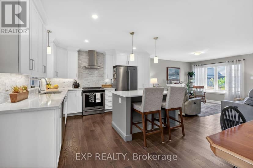 450 Central Park Boulevard — photo 10 of 40