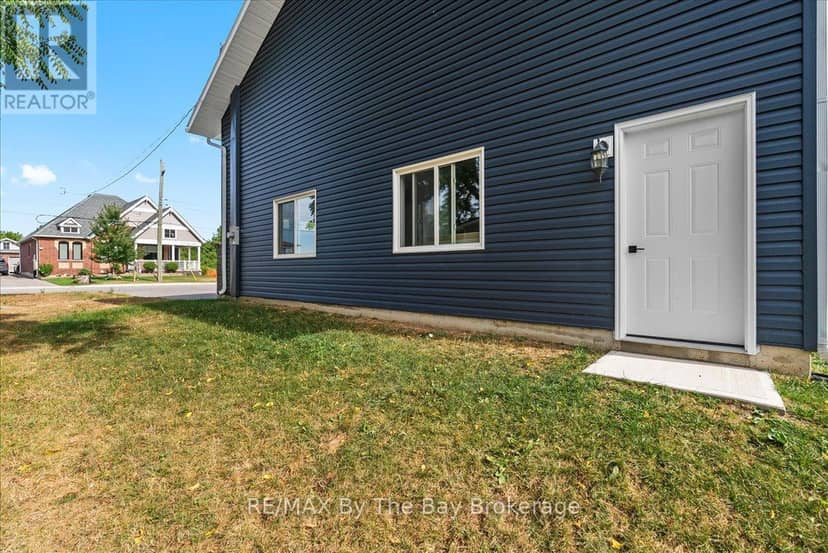146 Mary Street — photo 36 of 39