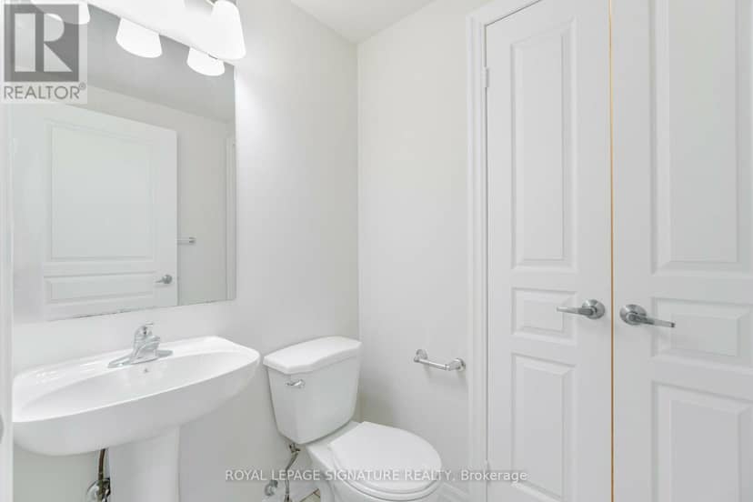 3106 - 3939 Duke Of York Boulevard — photo 16 of 22