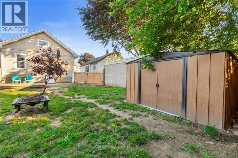 93 SHERWOOD Avenue — photo 30 of 39