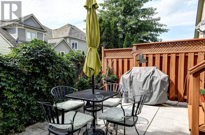 34 Savannah Crescent — photo 32 of 40
