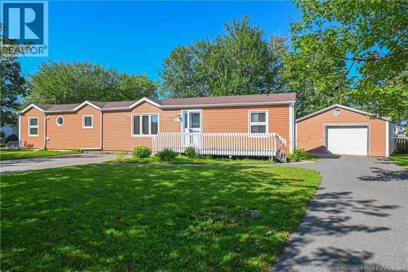 131 Loudun Avenue, Shippagan