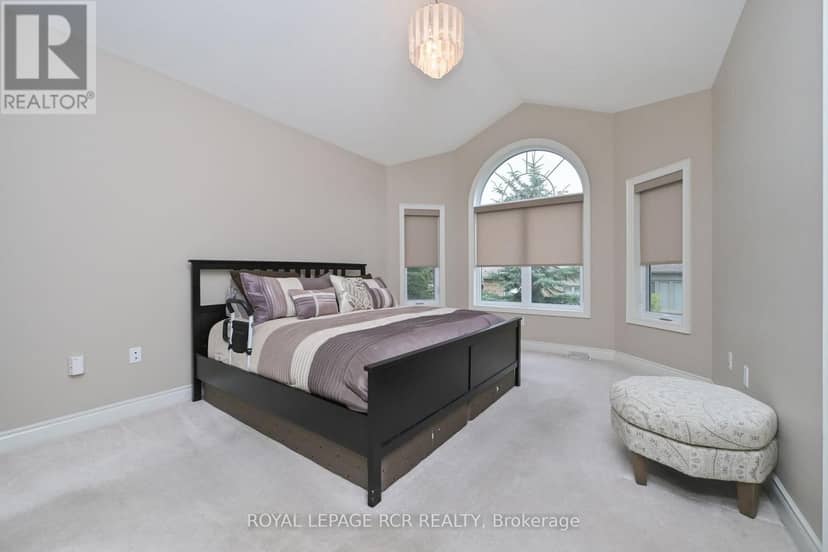 32 Hillcrest Drive — photo 14 of 34