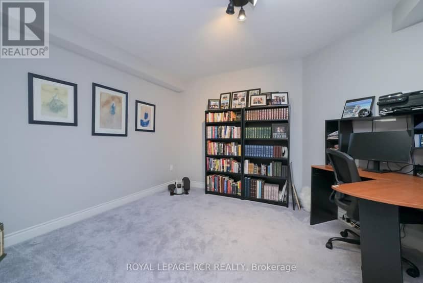 32 Hillcrest Drive — photo 25 of 34