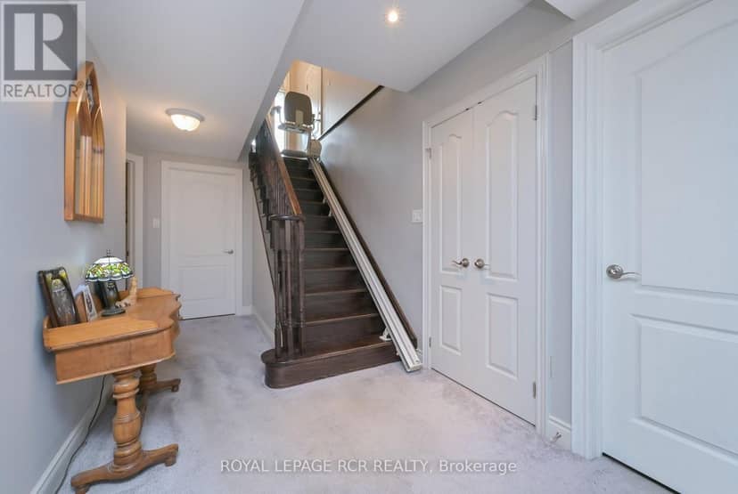 32 Hillcrest Drive — photo 27 of 34