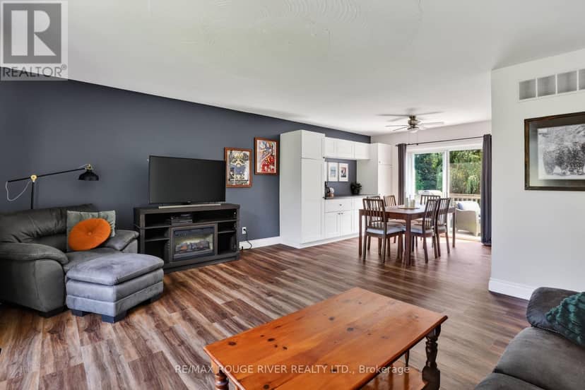 33 Creek Drive — photo 16 of 40