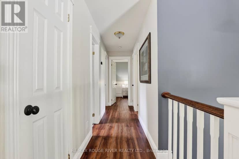 33 Creek Drive — photo 18 of 40