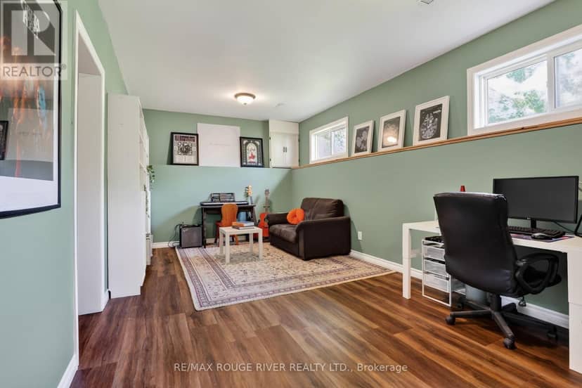 33 Creek Drive — photo 34 of 40