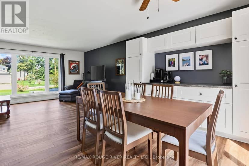 33 Creek Drive, Georgina, photo 8