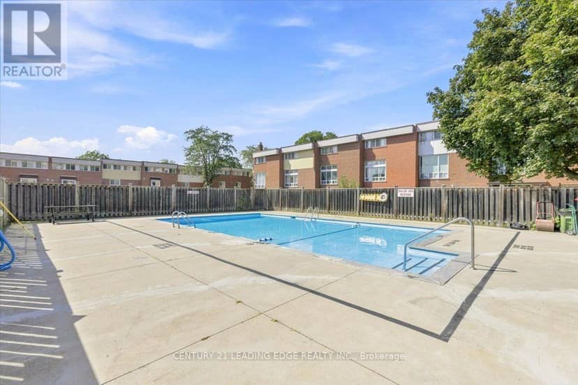 43 - 28 Sebastian Cabot Way — photo 29 of 30