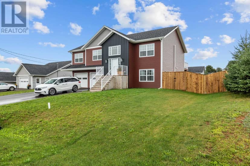 43 Stephanie Drive, Cornwall, photo 2