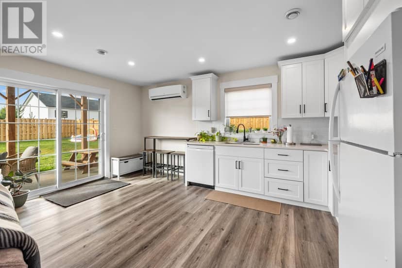 43 Stephanie Drive — photo 28 of 40