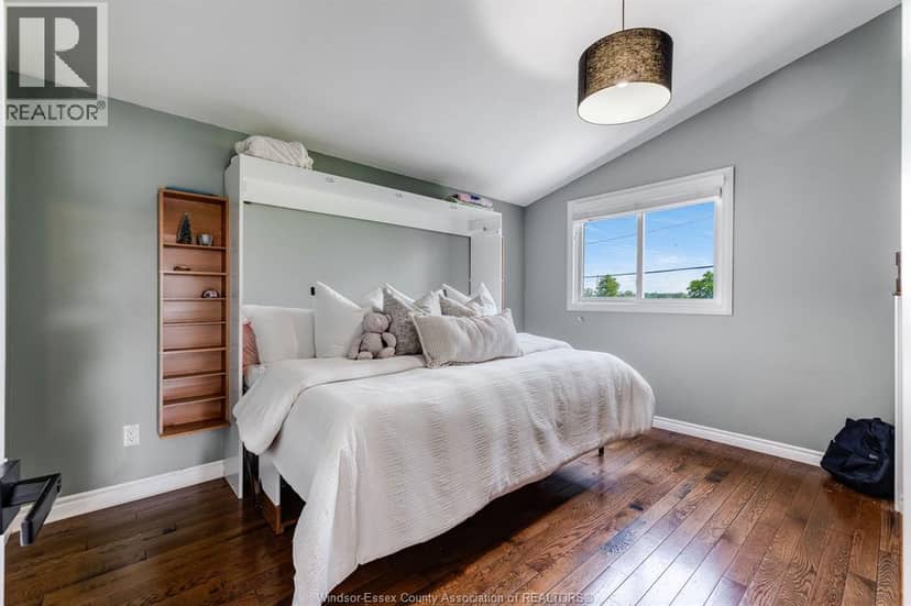 146 Gloucester DRIVE — photo 28 of 40
