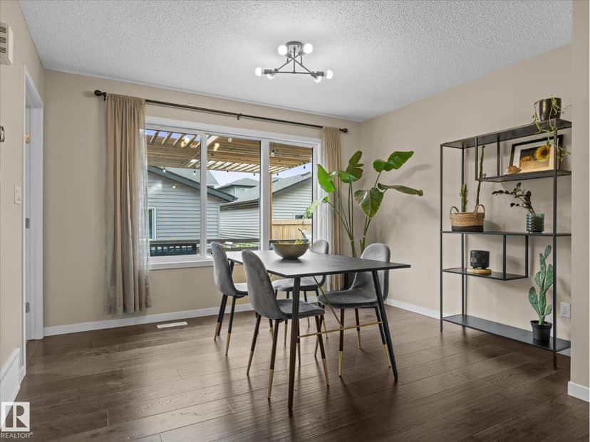 2533 Price Wy SW — photo 12 of 40